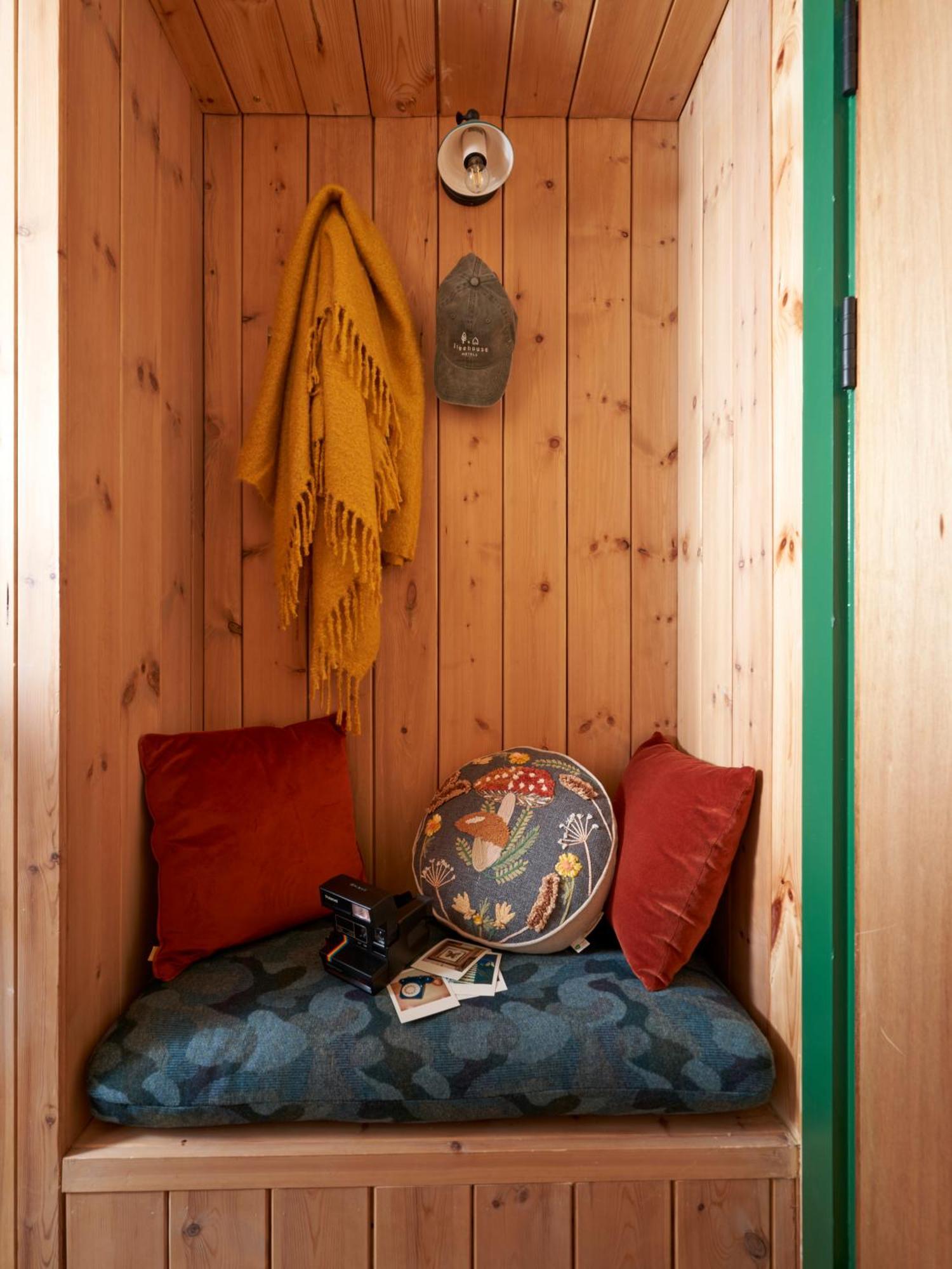Treehouse Hotel Manchester Exterior photo