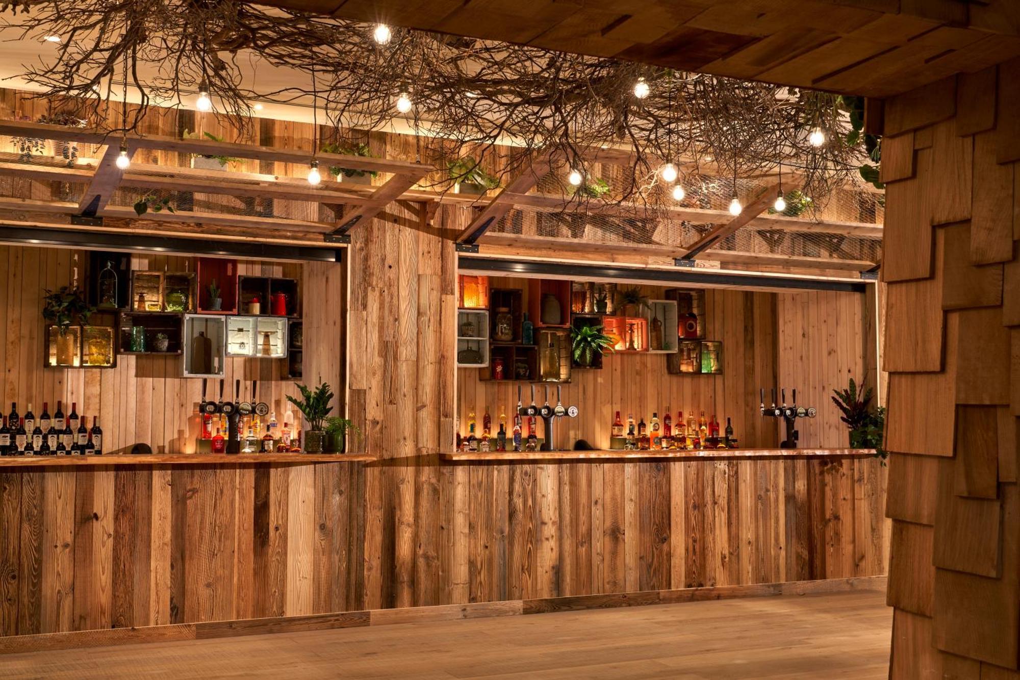 Treehouse Hotel Manchester Exterior photo